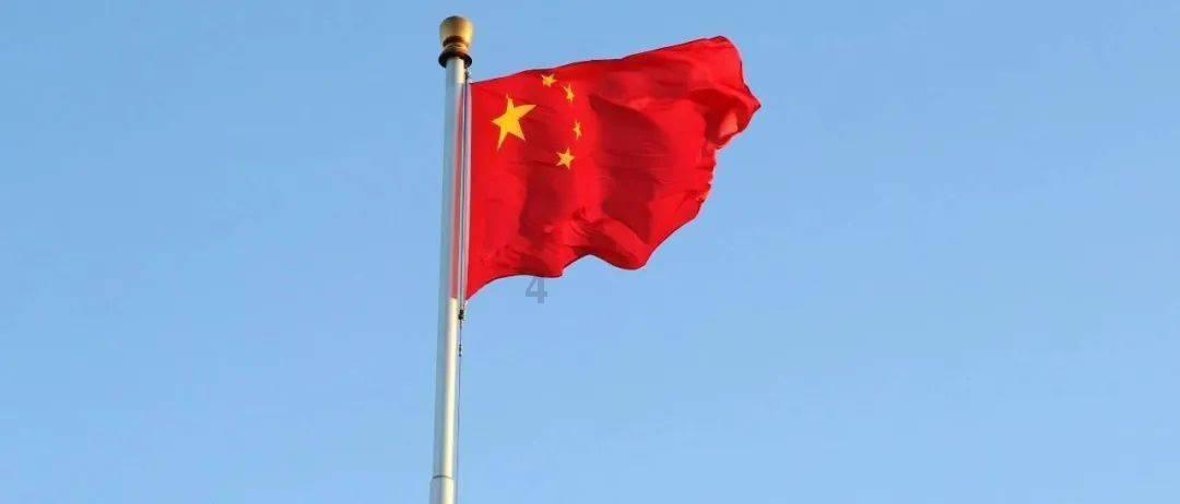 “搭建运营黎锦设计师及设计服务平台”项目向企业授权生产签约仪式在海口举行